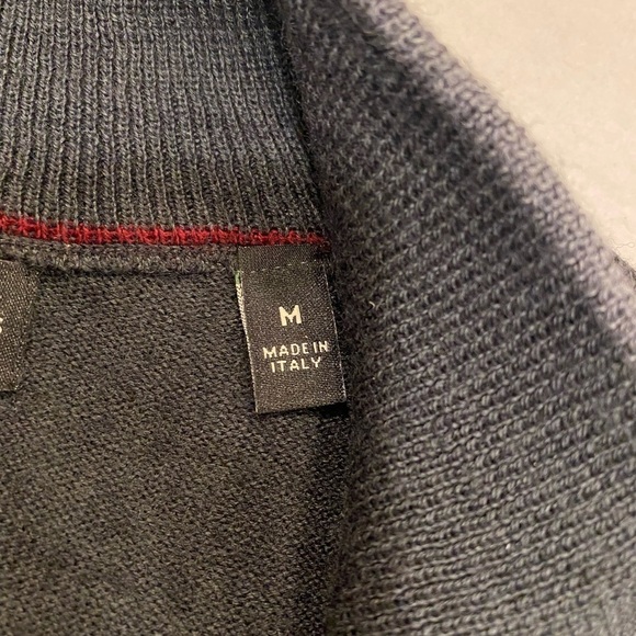 Neiman Marcus Men’s Merino Wool Blend Charcoal Gray Sweater, size Medium - Picture 5 of 8